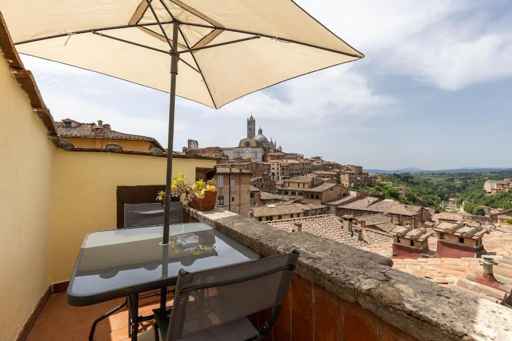Panoramic Lovely Time Apartment Siena Bagian luar foto